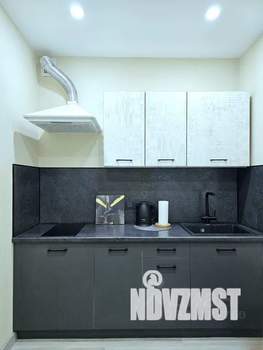 1-к квартира, посуточно, 36м2, 4/10 этаж