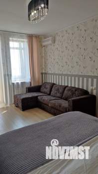 1-к квартира, посуточно, 38м2, 3/5 этаж