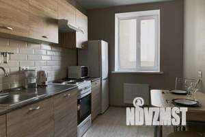 1-к квартира, посуточно, 36м2, 3/10 этаж