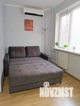 1-к квартира, посуточно, 38м2, 2/9 этаж