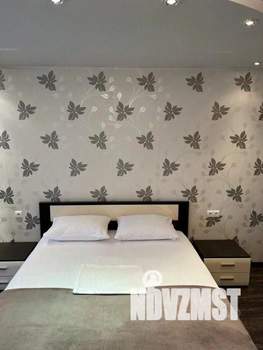 1-к квартира, посуточно, 54м2, 1/1 этаж