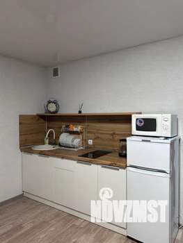 Студия квартира, посуточно, 30м2, 1/5 этаж