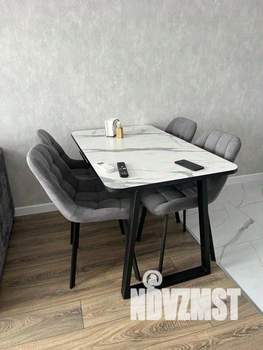 2-к квартира, посуточно, 42м2, 1/1 этаж