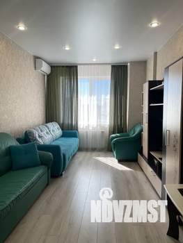 1-к квартира, посуточно, 38м2, 5/19 этаж