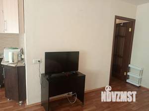Студия квартира, посуточно, 41м2, 3/5 этаж