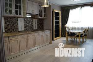 Студия квартира, на длительный срок, 66м2, 7/32 этаж