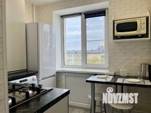 1-к квартира, посуточно, 33м2, 4/6 этаж