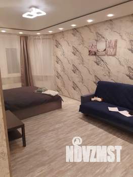 1-к квартира, посуточно, 40м2, 1/5 этаж