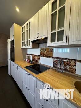 Студия квартира, посуточно, 30м2, 6/9 этаж