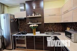 1-к квартира, посуточно, 45м2, 2/9 этаж