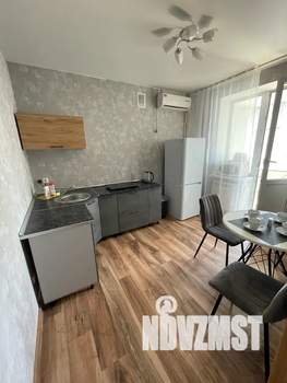 1-к квартира, посуточно, 48м2, 3/18 этаж