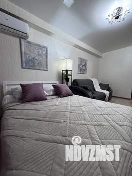 1-к квартира, посуточно, 40м2, 13/19 этаж