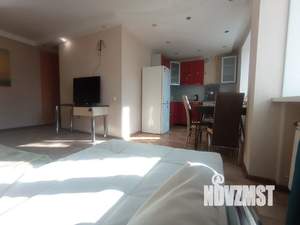 3-к квартира, посуточно, 75м2, 6/9 этаж