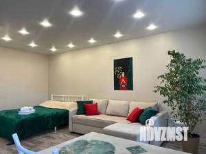 Студия квартира, посуточно, 30м2, 4/5 этаж