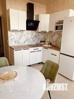 1-к квартира, посуточно, 39м2, 12/21 этаж