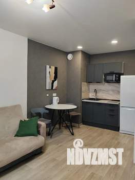 1-к квартира, посуточно, 32м2, 2/10 этаж