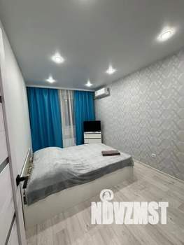 Студия квартира, посуточно, 32м2, 1/9 этаж