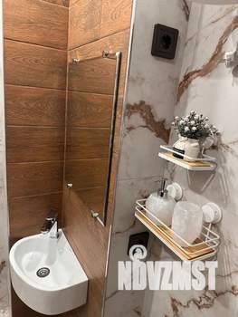 2-к квартира, посуточно, 40м2, 10/23 этаж