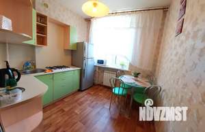 1-к квартира, посуточно, 38м2, 2/4 этаж