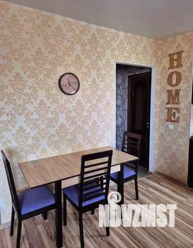 1-к квартира, посуточно, 44м2, 10/17 этаж