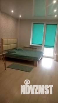 Студия квартира, посуточно, 30м2, 8/19 этаж