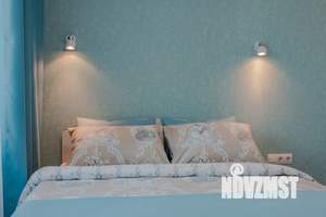 Студия квартира, посуточно, 20м2, 1/12 этаж