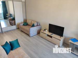 1-к квартира, посуточно, 42м2, 14/22 этаж