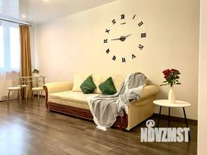 2-к квартира, посуточно, 49м2, 17/25 этаж