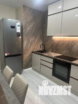 1-к квартира, посуточно, 40м2, 21/22 этаж