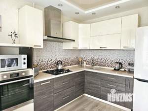 3-к квартира, посуточно, 65м2, 1/1 этаж