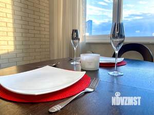 Студия квартира, посуточно, 55м2, 27/28 этаж