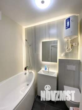 Студия квартира, посуточно, 31м2, 21/21 этаж