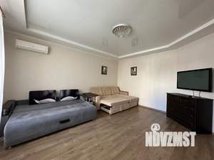 2-к квартира, посуточно, 82м2, 3/9 этаж
