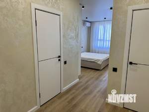 Студия квартира, посуточно, 35м2, 10/21 этаж