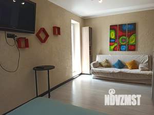 1-к квартира, посуточно, 36м2, 4/9 этаж