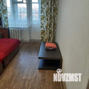 2-к квартира, посуточно, 42м2, 4/5 этаж