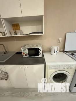 1-к квартира, посуточно, 35м2, 3/3 этаж