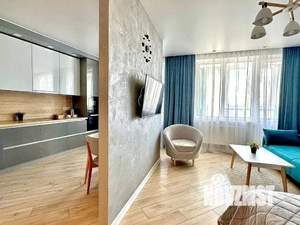 1-к квартира, посуточно, 50м2, 1/1 этаж