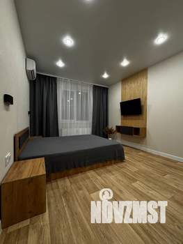 1-к квартира, посуточно, 42м2, 9/9 этаж