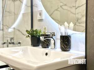 2-к квартира, посуточно, 40м2, 13/23 этаж