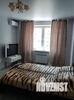 1-к квартира, посуточно, 40м2, 7/16 этаж