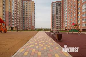 1-к квартира, посуточно, 38м2, 13/16 этаж