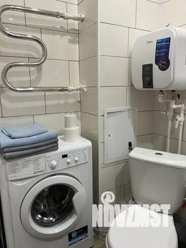 Студия квартира, посуточно, 38м2, 1/10 этаж