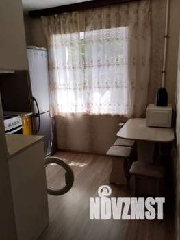 2-к квартира, посуточно, 40м2, 3/5 этаж