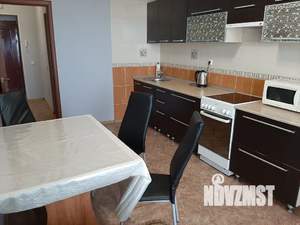 1-к квартира, посуточно, 42м2, 16/16 этаж