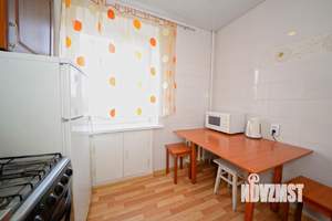 2-к квартира, посуточно, 50м2, 1/1 этаж