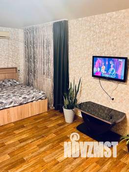 1-к квартира, посуточно, 35м2, 5/9 этаж