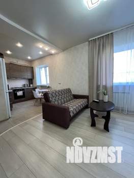 Студия квартира, посуточно, 37м2, 5/5 этаж