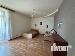 1-к квартира, посуточно, 38м2, 3/7 этаж