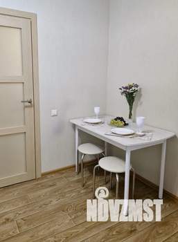 1-к квартира, посуточно, 40м2, 1/10 этаж